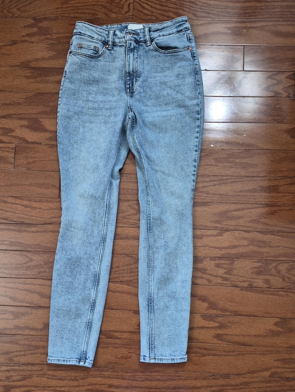 H&M Light Wash Skinny Jeans Women's Size 6